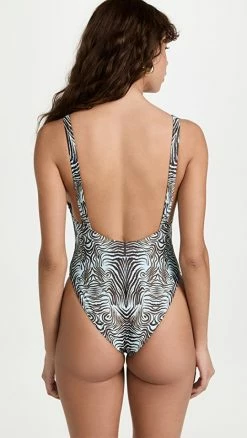 Fe Noel Classic One Piece Blue Ritual Print 5 Fe Noel Classic One Piece Blue Ritual Print -Jonathan Simkhai Shop fnoel300161ce0c 1643753912918 2 0. UX540 . QL90